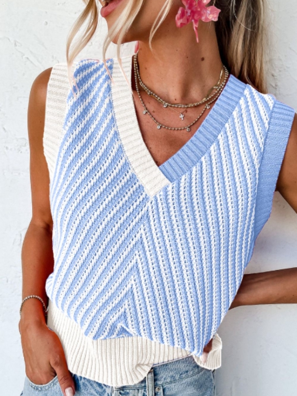 Chill Lines Vest - Blue
